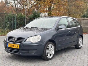 Volkswagen Polo 1.4-16V Comfortline Airco/Nap/5Drs