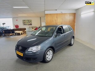 Volkswagen Polo 1.4-16V Optive Apk