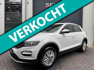 Volkswagen T-Roc 1.0 TSI Style Airco/Led/Adaptief Cruise Control/Stoelverwarming/PDC/Bluetooth/Apple Car Play/16 Inch/Apk 09-2026