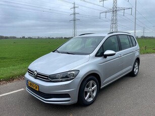 Volkswagen TOURAN 1.4 TSI Navi DSG Stoelverwarming Leer