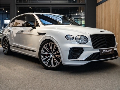 Bentley Bentayga V8 First Edition Naim 4.0 V8 Head-Up Pano