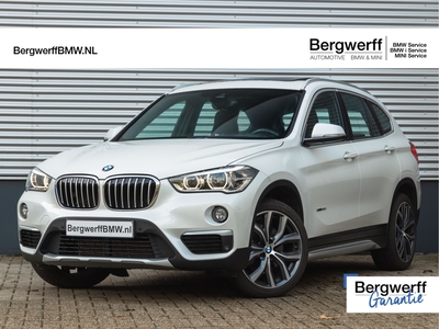 BMW X1 xDrive20i High Executive - Pano - Trekhaak - 2000Kg Trekgewicht - Camera