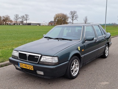 Lancia Thema 2.0-16V i.e. Turbo Leuke hobby auto voor de