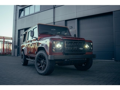 Land Rover Defender 2.4 TD 110