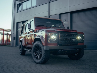 Land Rover Defender 2.4 TD 110