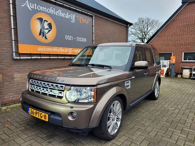 Land Rover Discovery 3.0 SDV6 Black&White (motor