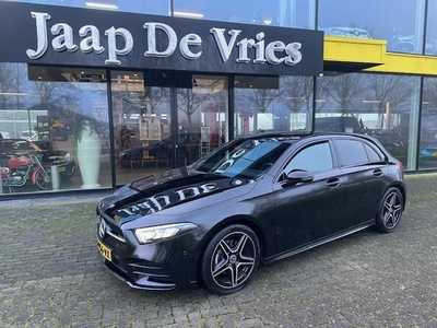 Mercedes-Benz A-klasse 180 Business Solution AMG