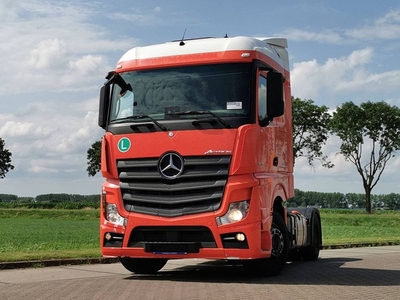 MERCEDES-BENZ ACTROS 1843 LS streamspace 250