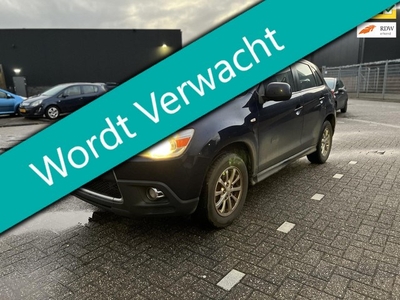 Mitsubishi ASX 1.6 Intro Edition ClearTec 2e eig Navi Clima