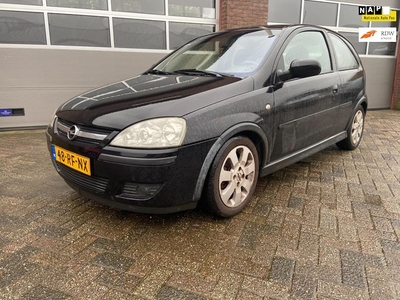 Opel Corsa 1.4-16V Sport