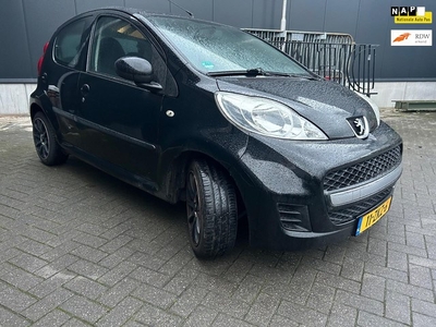 Peugeot 107 1.0-12V XS