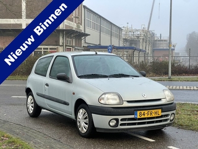 Renault Clio 1.4 RN 37000 km ! In top staat ! Uniek