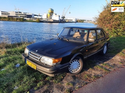 Saab 900 S 2.0