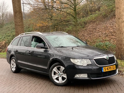 Skoda Superb Combi INKOOP GEVRAAGD SKODA OCTAVIA SUPERB