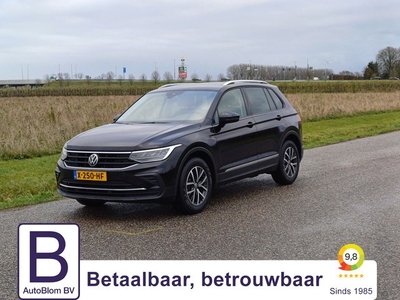 Volkswagen Tiguan 1.5 TSI Life Business Lage KM stand LED