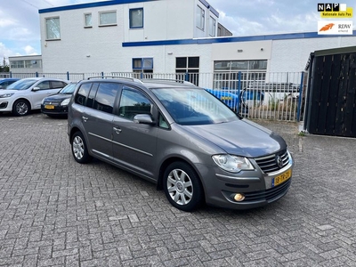 Volkswagen Touran 1.4 TSI Highline Business