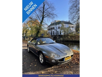 Jaguar XK8 4.2 V8 Convertible