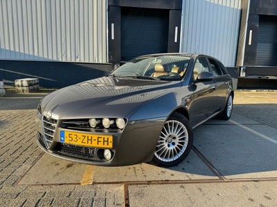 Alfa Romeo 159 Sportwagon 2.4 JTD DISTINCTIVE NAVI