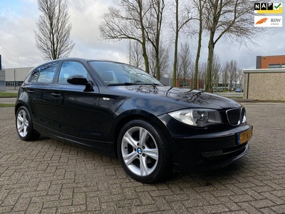 BMW 1-serie 116i Corporate