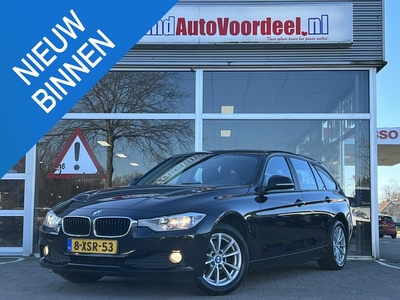 BMW 3-serie Touring 316i Business / Trekhaak / Navi /