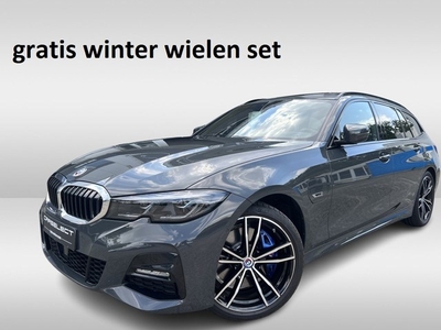 BMW 3 Serie Touring 330e High Executive M-Sport, Harman