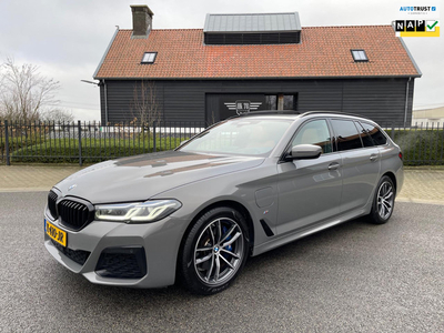 BMW 5-serie Touring 530e High Executive M Sport | Pano | Camera | HUD | Laser LED | Elek. Trekh