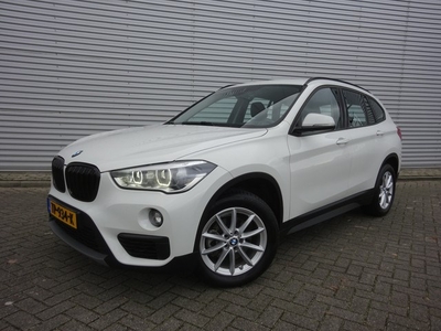 BMW X1 sDrive18i Executive Automaat Climate /