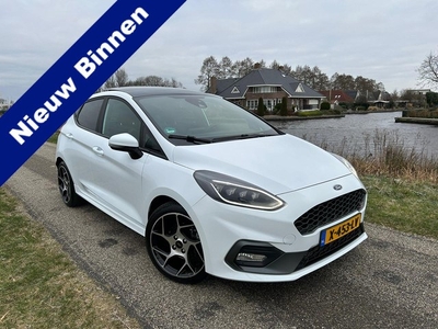 Ford Fiesta 1.5 EcoBoost ST-3 200 PK Panodak / Stuur/Stoel