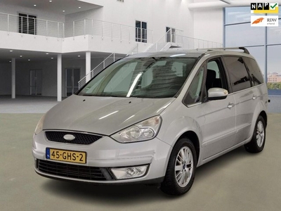 Ford Galaxy 2.0-16V Ghia/7PERS/AIRCO/CRUISE/TREKHAAK/