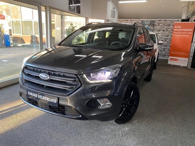 Ford Kuga 1.5 ST Line Pano Bi-Xenon Full-Led