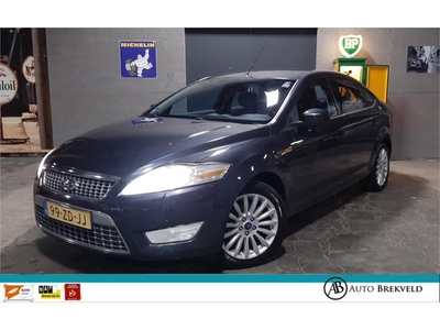 Ford Mondeo 2.0-16V Titanium 146PK Leer/Alcantara