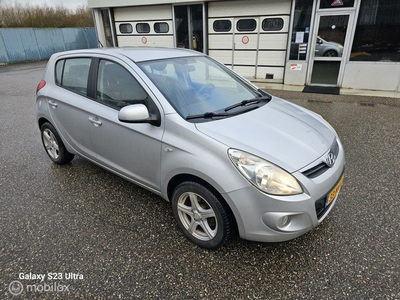 Hyundai i20 1.4i Dynamic XL I Airco I Elektr.-pakket