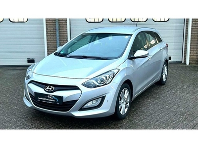 Hyundai i30 Wagon 1.6 Airco,, Trekhaak , Multi Stuur ,,,