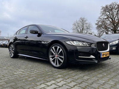 Jaguar XE 2.0 D Portfolio R-Sport-Pack Aut. *OXFORD-VOLLEDER | BI-XENON | NAVI-FULLMAP | MERIDIAN-SOUND | ECC | PDC | CRUISE | LANE-ASSIST | CAMERA | SPORT-SEATS | 19