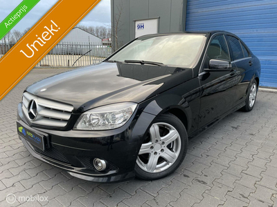 Mercedes C-klasse 200 Diesel / AMG PACK / Zeer netjes