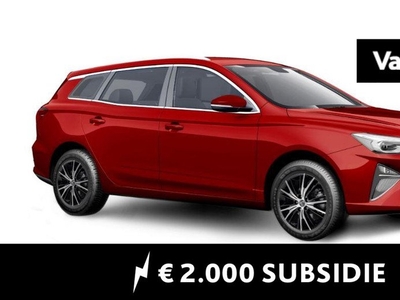 MG 5 Long Range Luxury 61 kWh / Diamond Red ACTIE € 4500,= voorraad registratiekorting ( Particulier € 2000,= subsidie mogelijk) / diverse kleuren op voorraad !!!! WLTP 380 KM