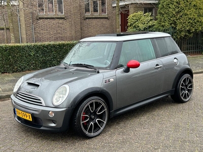 Mini Mini 1.6 Cooper S Xenon! Panoramadak! Clima! Harman kardon! Cruise control! 6-bak!