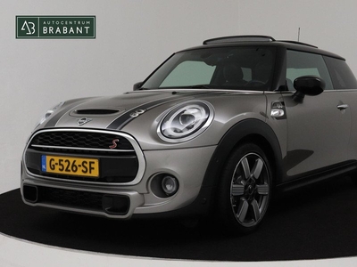 Mini Mini 2.0 Cooper S 60 Years Edition (1e Eig, NL-auto, Dealer OnderH, Panoramadak, Navi Prof, Parkeerhulp V+A, Leer, Etc)