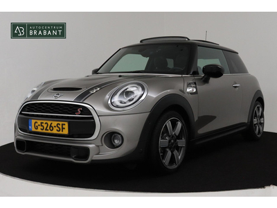 Mini Mini 2.0 Cooper S 60 Years Edition (1e Eig, NL-auto, Dealer OnderH, Panoramadak, Navi Prof, Parkeerhulp V+A, Leer, Etc)