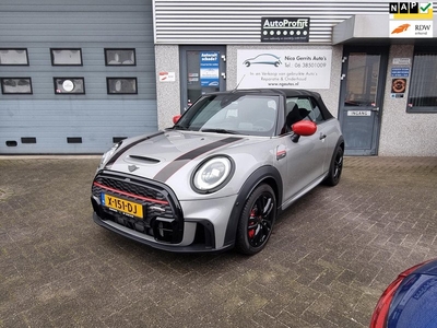 Mini Mini Cabrio 2.0 John Cooper Works Classic 231PK Automaat Black Line Edition