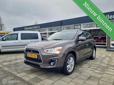 Mitsubishi ASX 1.6 Intense, Pano, Navi, Xenon, Camera, Clima