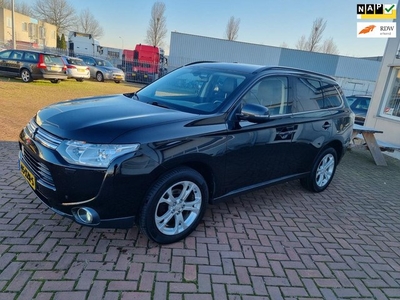 Mitsubishi Outlander 2.0 Instyle LPG/BENZ EXPORT 7 Pers