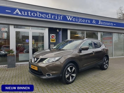 Nissan QASHQAI 1.2 Connect Edition / Trekhaak / Pano. dak /