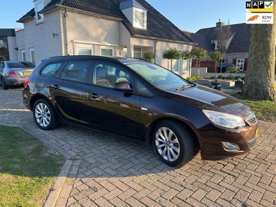 Opel Astra Sports Tourer 1.4 Turbo Anniversary Edition