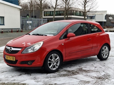 Opel Corsa 1.2-16V Sport