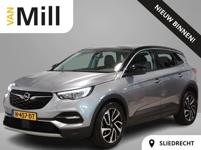 Opel Grandland X 1.6 Turbo 180 pk Business Executive 1.600