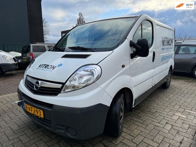 Opel Vivaro 2.0 CDTI L1H1 KOPPELING LIGT ERUIT