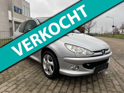 Peugeot 206 1.4 16V Quiksilver