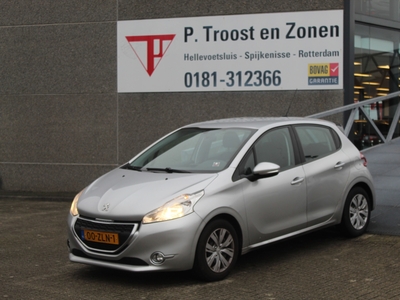 PEUGEOT 208 1.2 VTi Active APK tot 18-5-2024 Navigatie/Airco/Sfeerverlichting/Parkeersensoren/Bluetooth/Cruise control/Elektrische spiegels/Elektrische ramen/Mistlampen