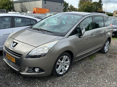 Peugeot 5008 2.0 HDiF Blue Lease Executive 7p (bj 2010)